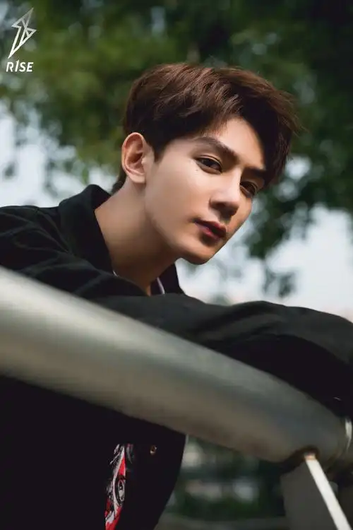 夏之光潮酷帅气写真图片16