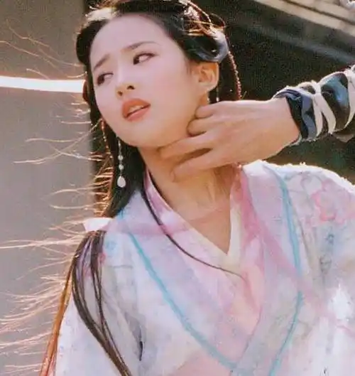 刘亦菲这一个人相信大家对她的资料以及作品都