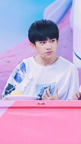 tfboys-易烊千玺 k初恋粉色系-南拳妈妈-专辑《南拳妈妈:优の良.
