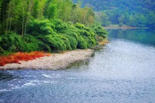 北河岸边是我家
