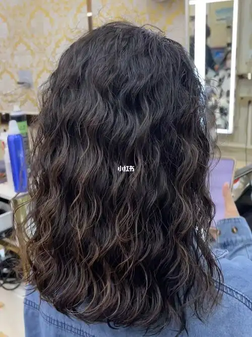 杠子的选择都需要技术和经验打底#法式烫  #广州白云区烫发  #水波纹