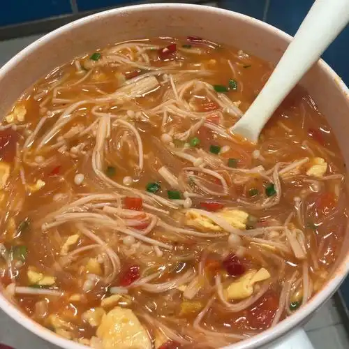 番茄金针菇粉丝煲绝绝子啊