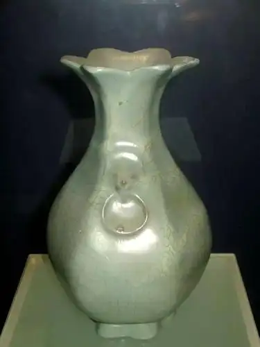 南宋官窑博物馆瓷器和场景实拍此文转载自网络,侵权必删返回搜狐