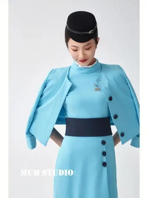 恋你如四月厦航制服照76