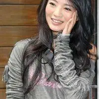 纯美可爱温婉感的安以轩头像