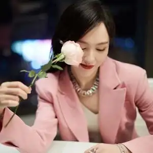 欧美明星唐嫣同款粉色西装气质修身高端轻奢风直筒裤职业装套装女