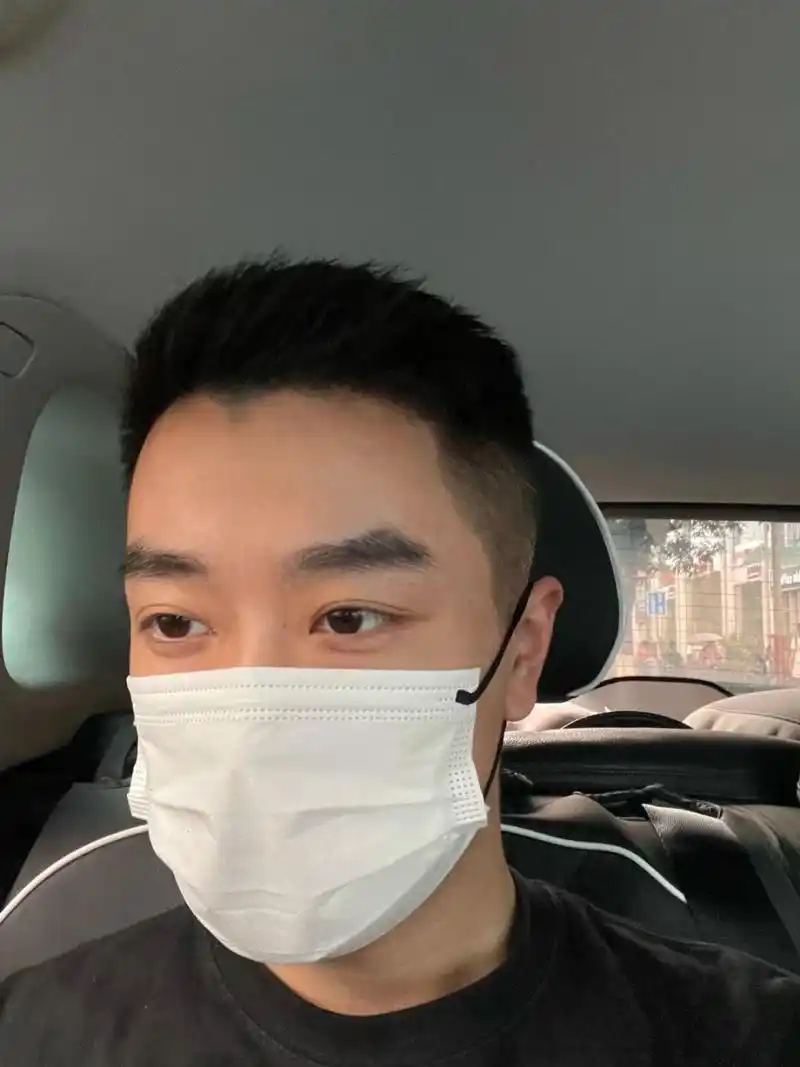 92今天长这样 戴口罩 装帅哥 	 #介绍一个小哥哥# #今天长这样