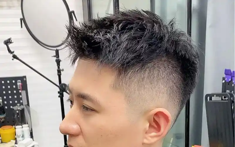 美式渐变前刺发型