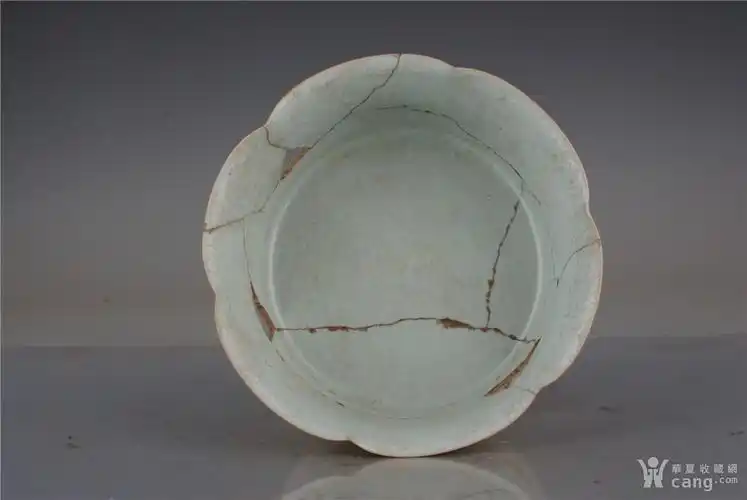 宋张公巷汝窑月白釉花口平底碗古董古玩古瓷器保真包老残件文玩品
