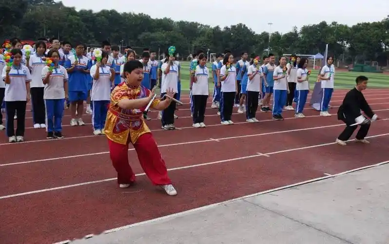 践行青春展豪情,活力南中向未来——番禺区南村中学第25届田径运动会