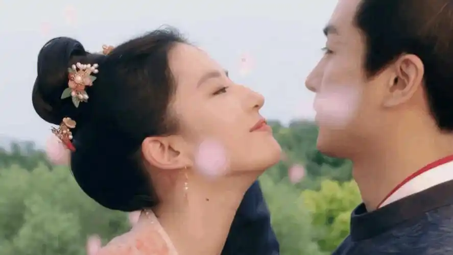 《苍兰诀》吴磊x赵露思《星汉灿烂61月升沧海》迪丽热巴x任嘉伦《与