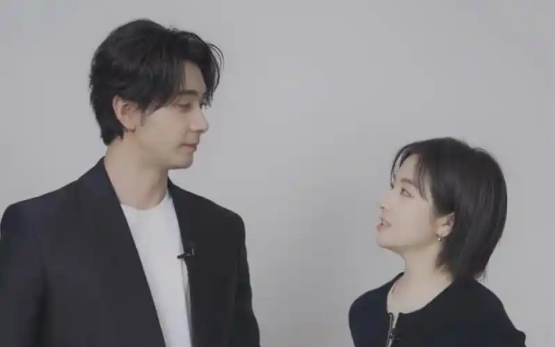 李兰迪陈星旭情人节送礼物