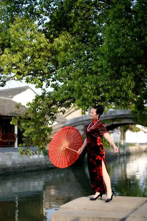 古镇●水乡●旗袍 - 美篇