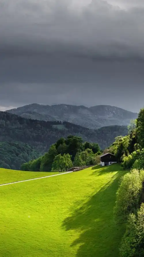 风景蓝天绿山h5背景素材