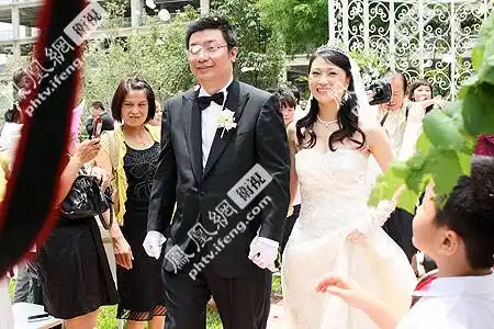江南春陈玉佳婚礼现场图集:结婚典礼