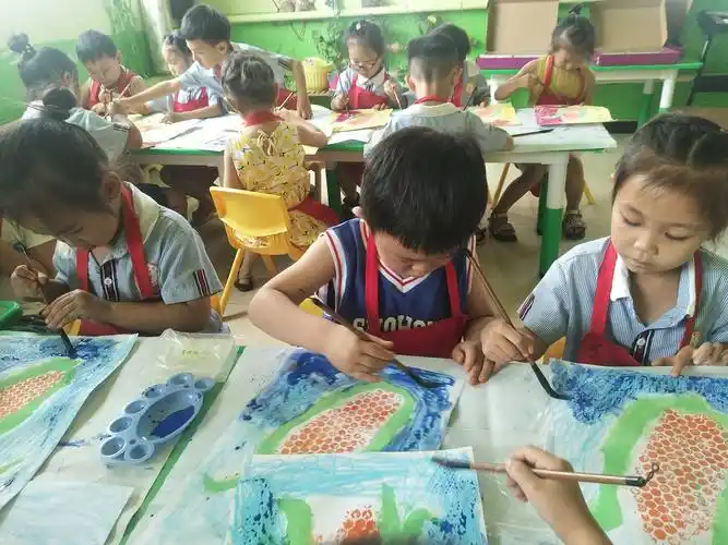 七色光幼儿园创意美术课