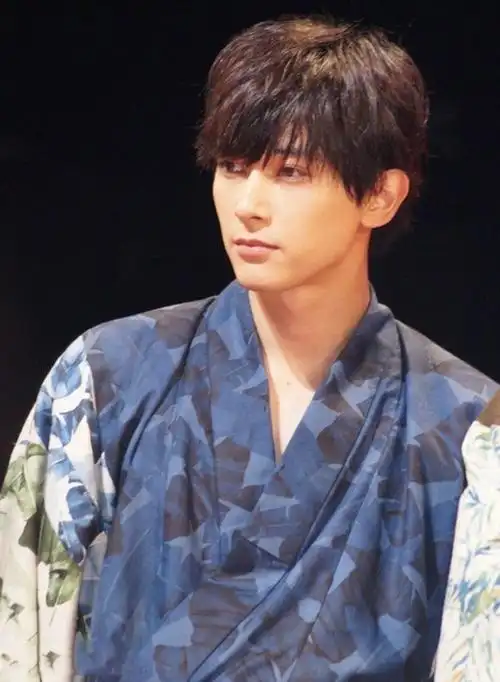 日本帅哥男星坦承「我对长相没什麼好自卑的」 网友赞同:我也想要有