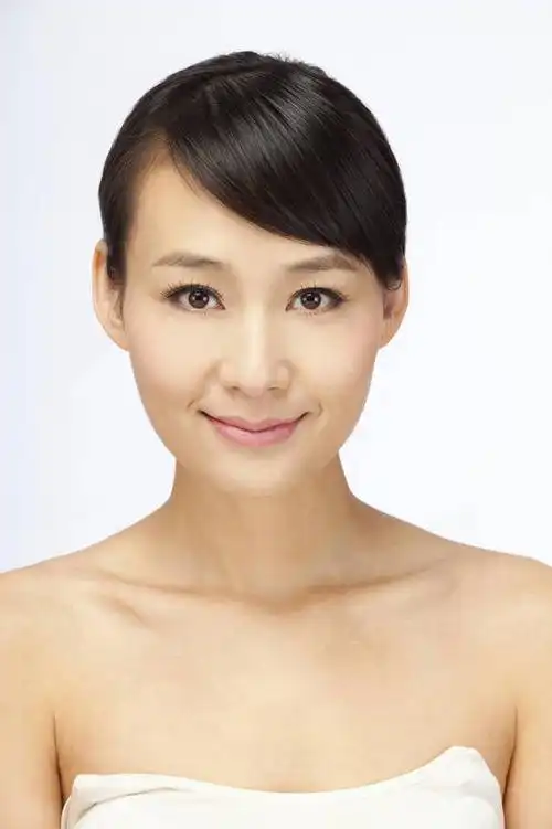 个人,微笑,竖图,彩色,室内,白天,白色背景,正面,美容,性感,北京,中国