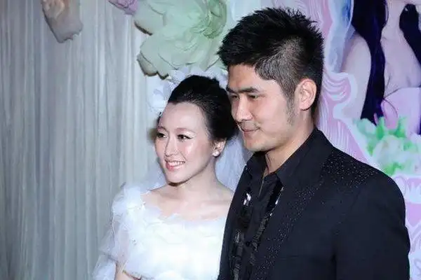 潘阳老公石磊个人资料(5)