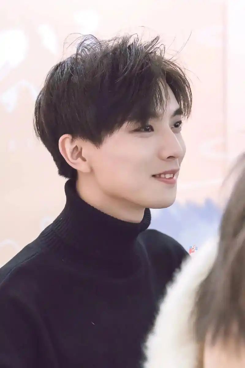 一些早期的扬~好喜欢18年的风格06#妖扬 #快乐的大人#王 - 抖音