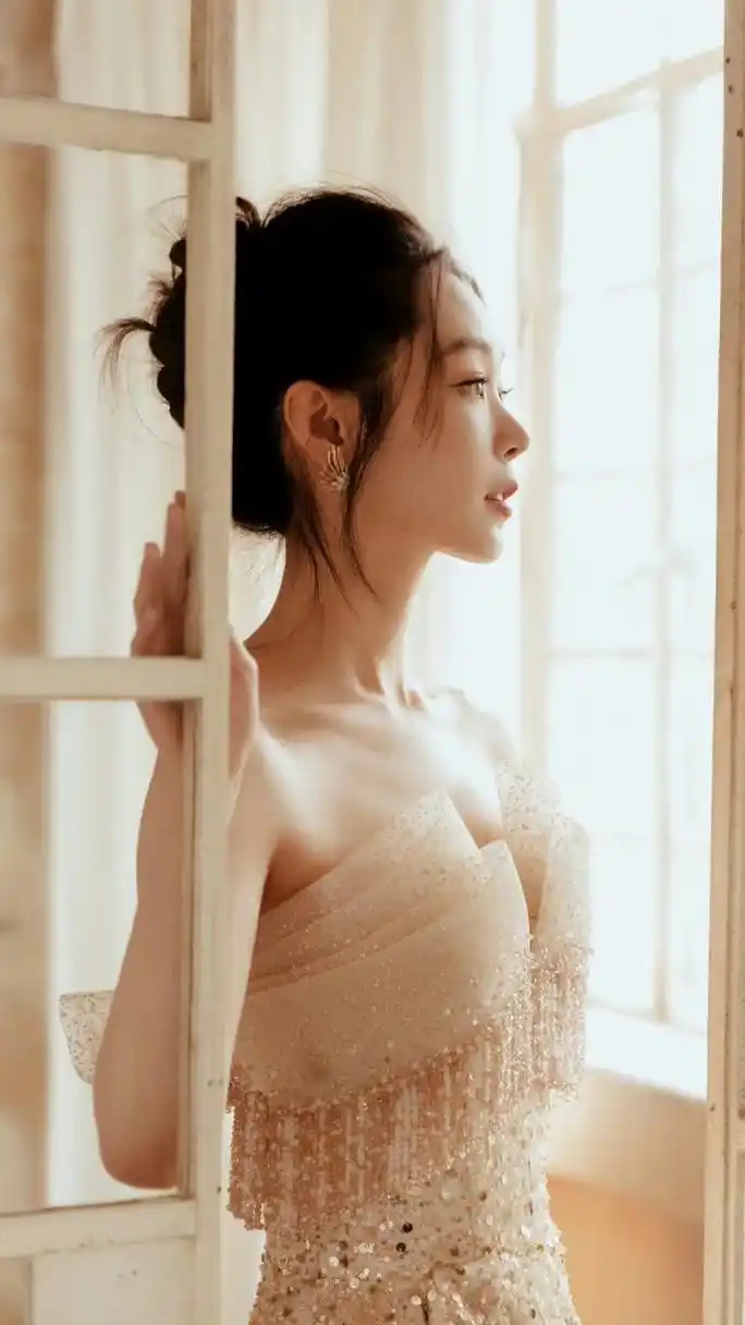 宋轶美照,优雅迷人!#养眼美女