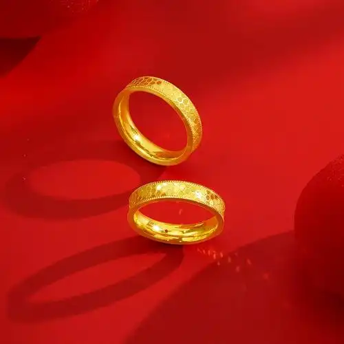 百搭日常婚庆金戒指umind万蔓龙鳞黄金999足金戒指创意亮面时尚