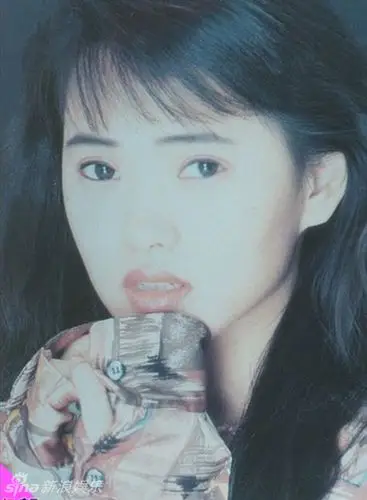 [青春照相馆]伊能静迎46岁生日:为爱不顾一切