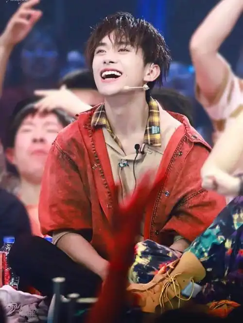 易烊千玺  #全世界最好的易烊千玺  #易烊千玺未来无界  #易烊千玺