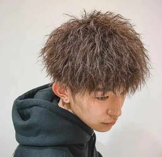 渣男锡纸烫发型推荐