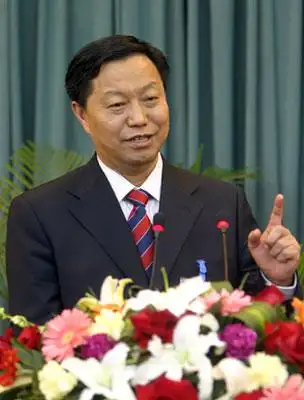 长春市长崔杰:改善民生要钱更要有感情责任心