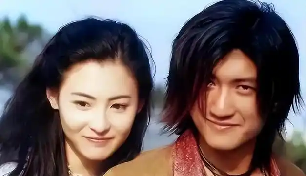 谢霆锋突然官宣喜讯,粉丝激动:恭喜啊!这一天终于到了