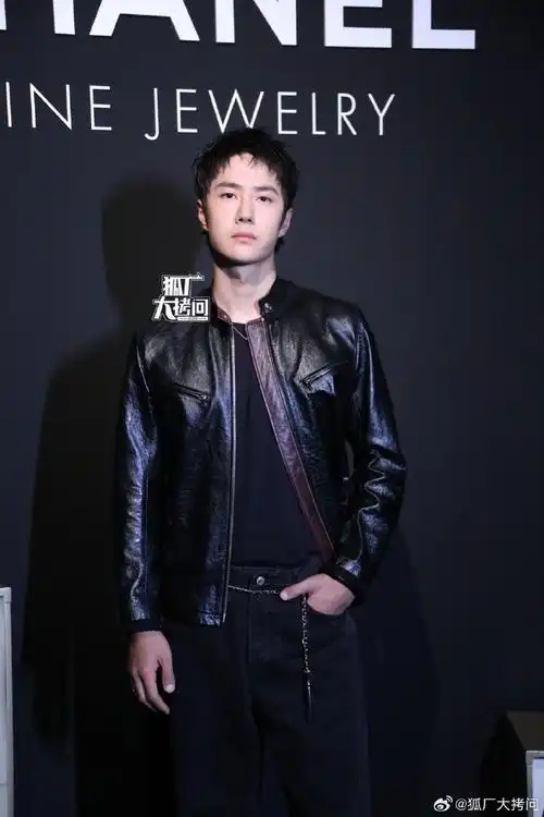 王一博##王一博行程#  【20240726 北京 chanel coco crush高级珠宝