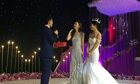 赵丽颖与家人一起参加弟弟的婚礼,婚礼上,赵丽颖为弟弟送上象征手足