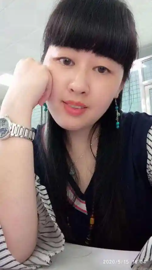 跟35岁离婚女人聊什么话题(咋跟30岁离婚女人聊暧昧话题)