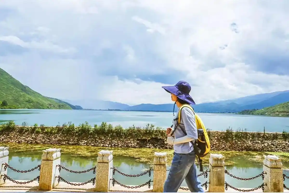 在旅行的时候我们可以成为另一个人