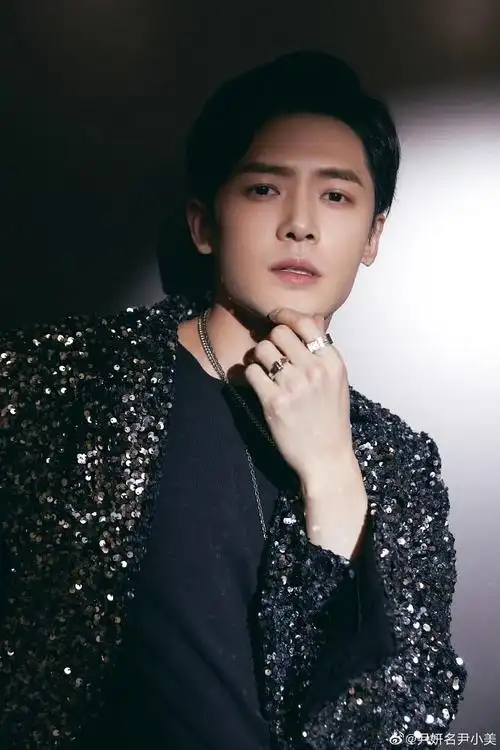 付辛博啊啊啊啊舞台高清图啊啊