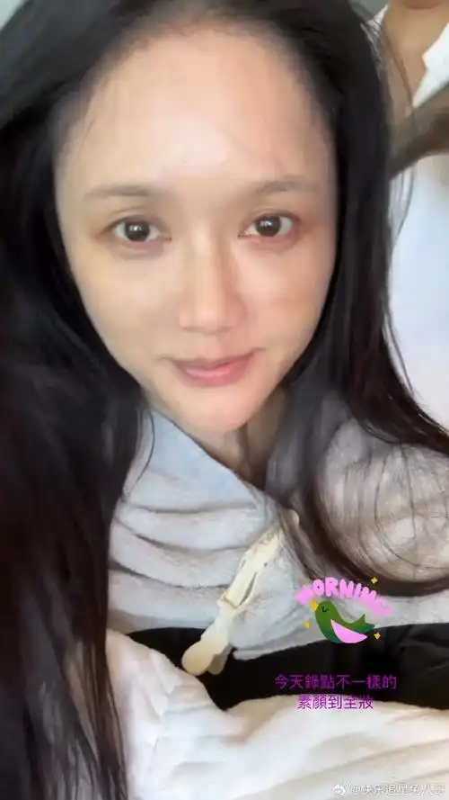 #陈乔恩素颜全妆对比#