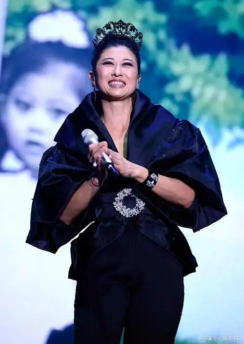 叶倩文:我不是天后,只是一个爱唱歌的人