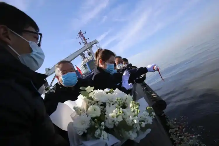 送别!彭士禄院士骨灰撒向大海