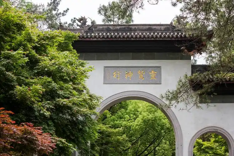 行摄杭州灵隐寺千年古刹一片净土