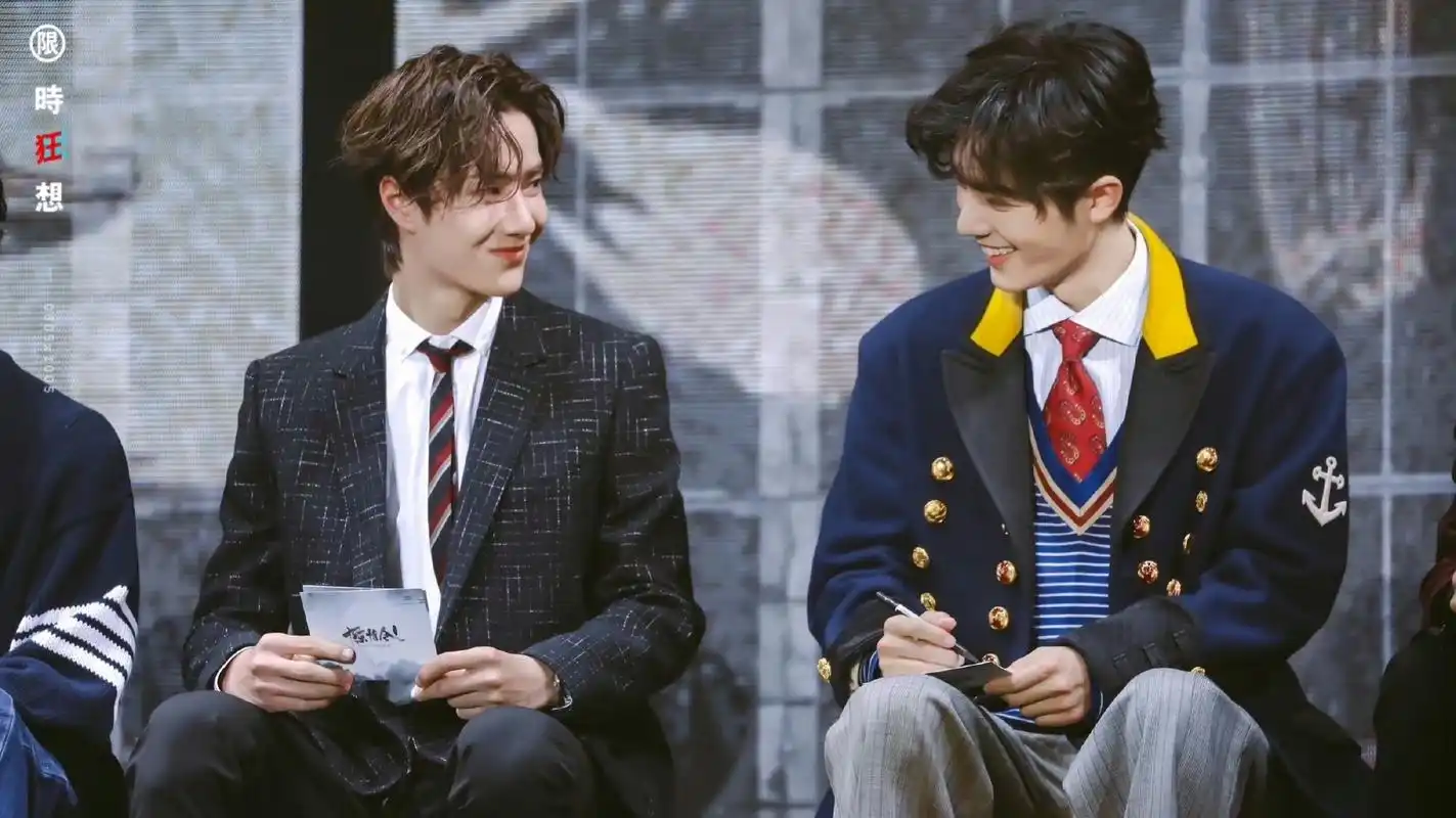 肖战王一博cp超话博君一肖粉丝突破400万了,太厉害吧#我们都爱聊八卦