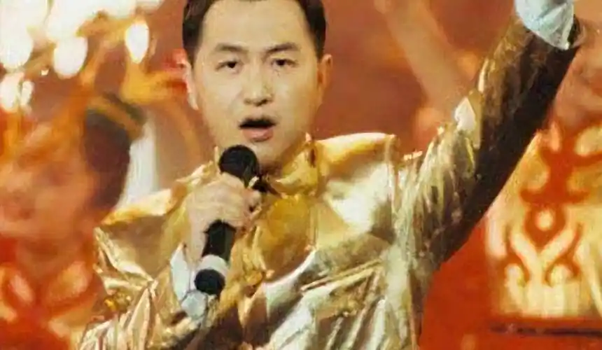 凭《大中国》走红,却在34岁悄然离世,高枫当年到底得了什么病?