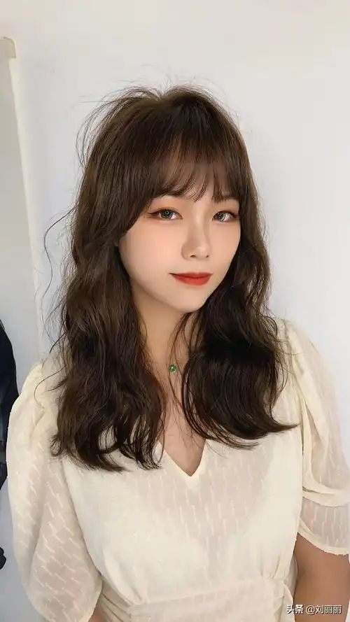 要想发型美,烫个卷发好不好?洋气时尚颜值翻倍