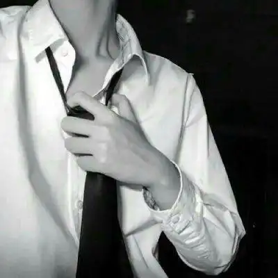 小清新白衬衫侧脸和半身男生头像