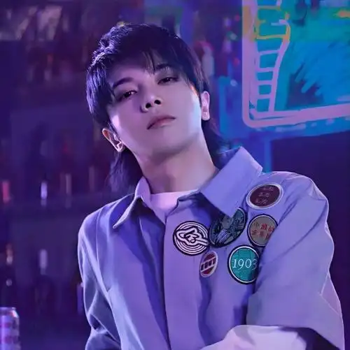 今日份分享//华晨宇