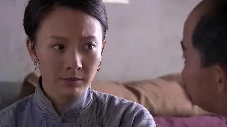 铁梨花:色子问铁梨花,为什么不答应梁飞虎,铁梨花说了实情!