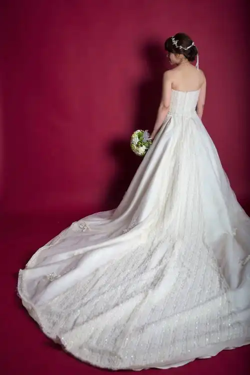 [交易] 婚纱/伴娘妈妈服/婚鞋捧花-全国