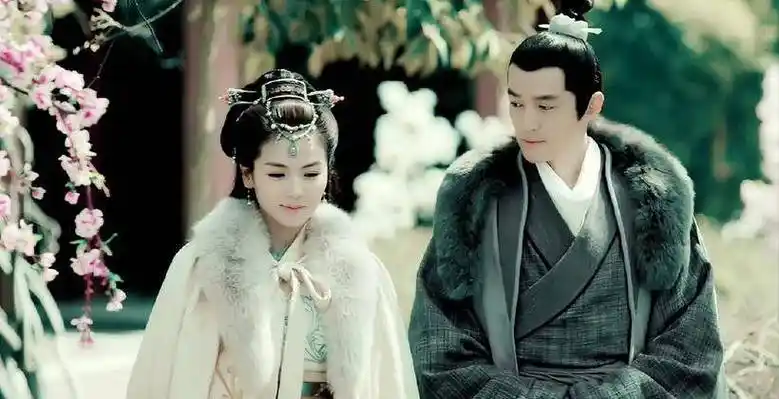 播出12年后,男主成为当红一线男星,女主逐渐查无此人_胡歌_唐嫣_发展