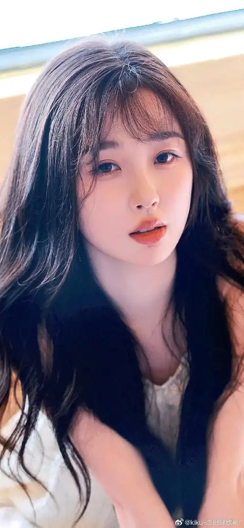 虞书欣[超话]##虞书欣##虞书欣嘘国王在冬眠##虞书欣卫枝