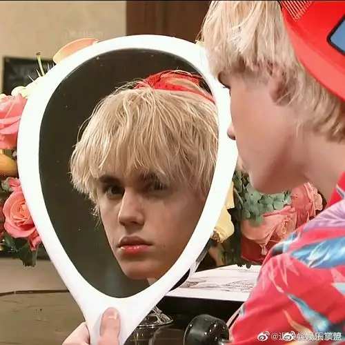 justin bieber小时候的照片来喽!